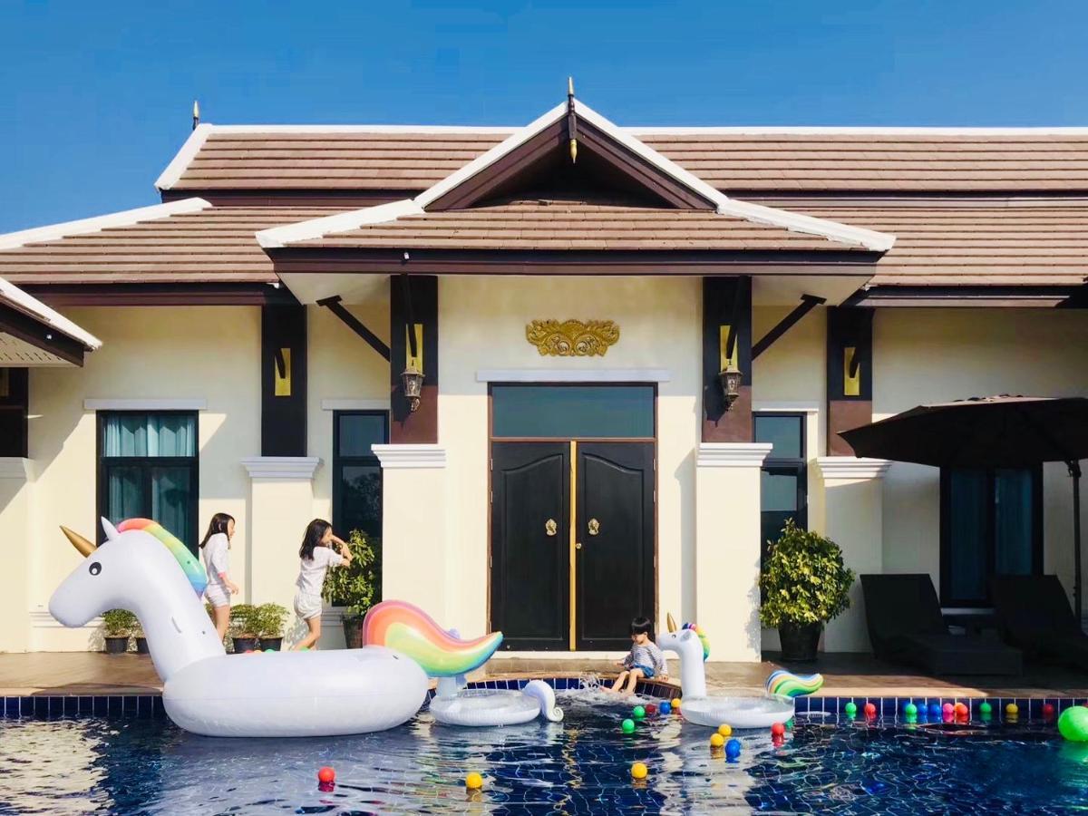 Lanna Kamin Pool Villa Airport Chiang Mai Buitenkant foto